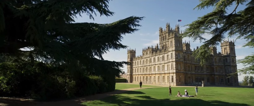 DowntonAbbey_Mansion1