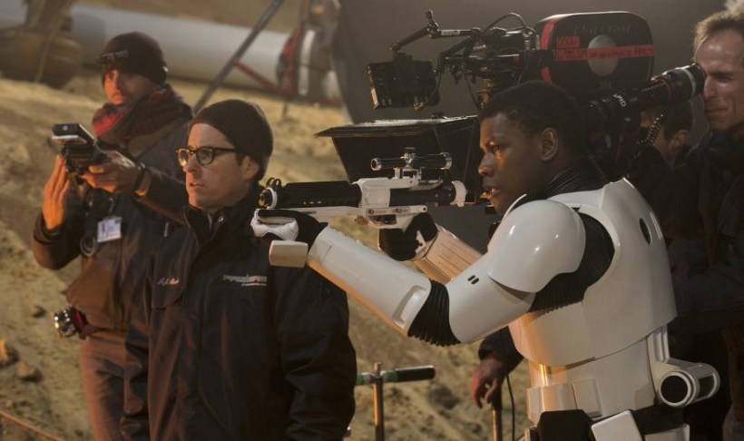 StarWarsEp9_AbramsBoyegaSet