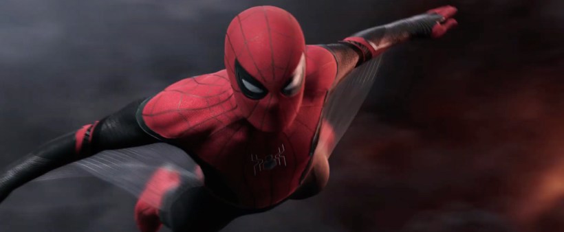 SpiderManFarFromHome_SpiderManFlies